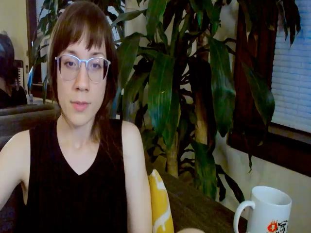 Live sex webcam photo for MinnieMoralia #255206045