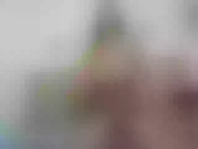 Live sex webcam photo for Kloemss #258138741
