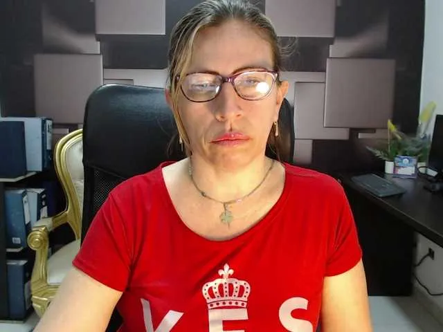 Live sex webcam photo for maturehot-1 #249416989