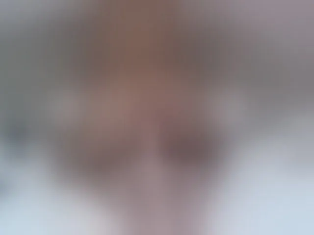 Live sex webcam photo for LauraCrystall #261412084
