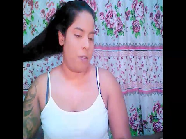 Live sex webcam photo for Indiantopaz69 #259830703