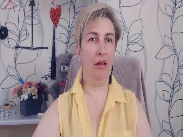 Live sex webcam photo for DepravedMadam #252737604