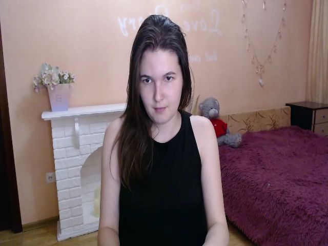 Live sex webcam photo for LiliBrendon #253496930