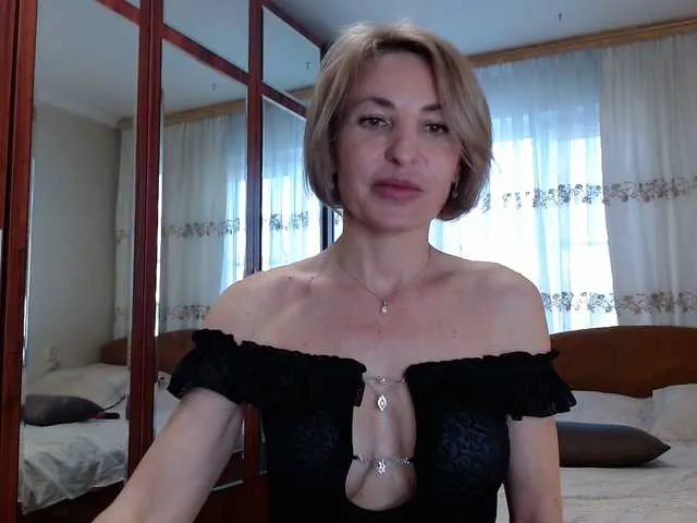 Live sex webcam photo for EditaMilf #241115002