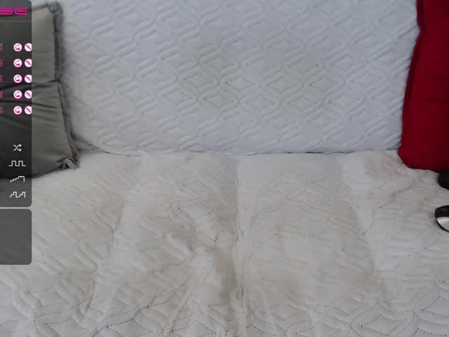 Live sex webcam photo for Icehotangel #240960070