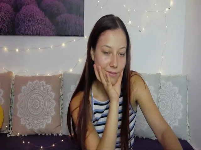 Live sex webcam photo for AyleenRosie #263053902