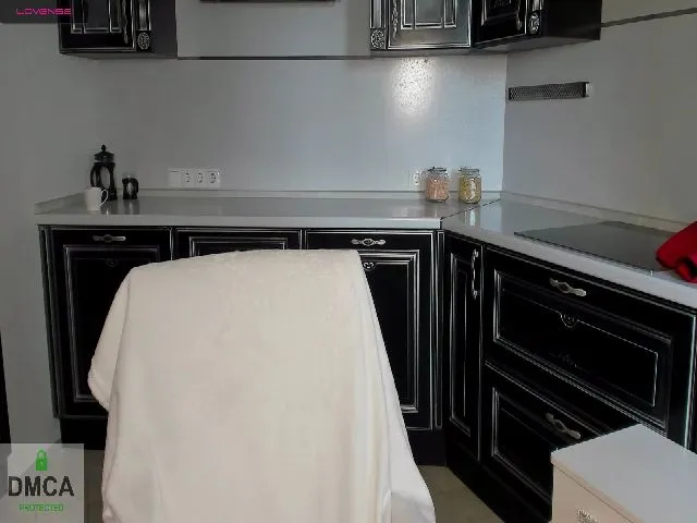 Live sex webcam photo for StelaMartin #255364540