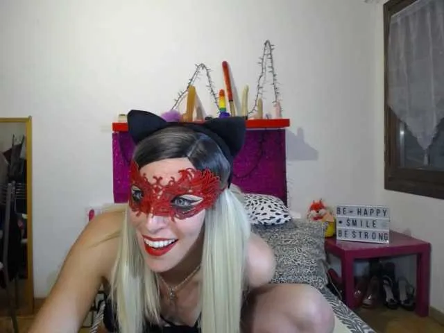 Live sex webcam photo for xLollyxPopx #246357303