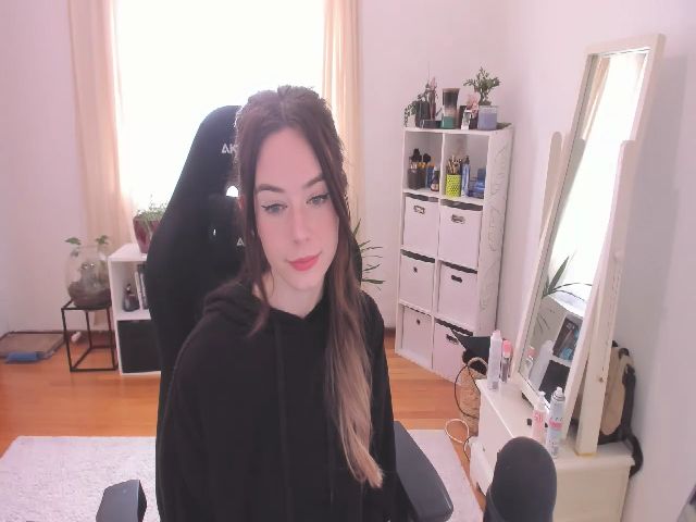 Live sex webcam photo for Forest_nymph #260387756