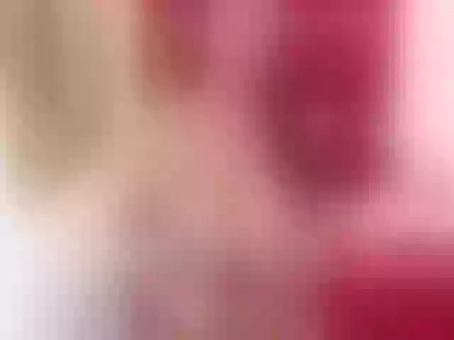 Live sex webcam photo for KimxHottie #254092481