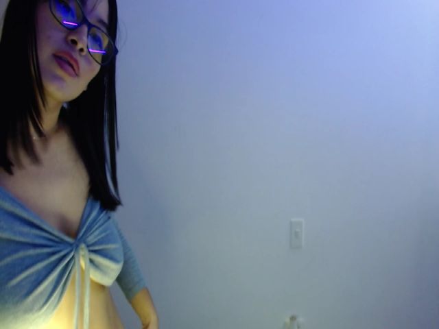 Live sex webcam photo for Addisonclark9 #253142915