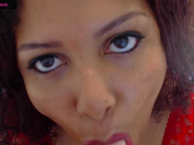 Live sex webcam photo for IvannaBella #240935618