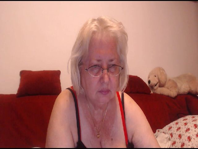 Live sex webcam photo for HelenaSteel #256413171