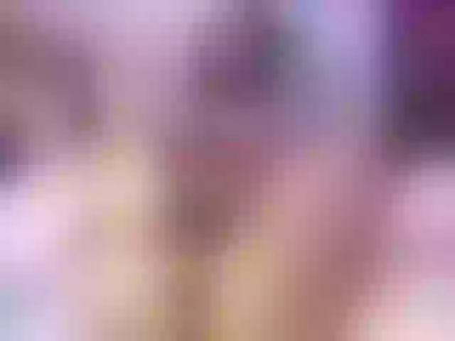 Live sex webcam photo for EmmySweett #257919151