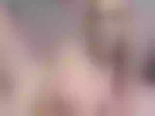 Live sex webcam photo for Knaughtia #263779078