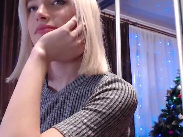 Live sex webcam photo for Nistellacooi #240994136