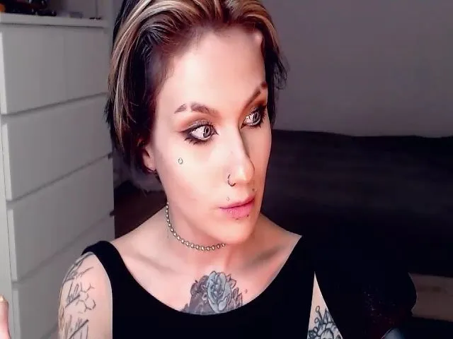 Live sex webcam photo for Hella_Hell #265482274