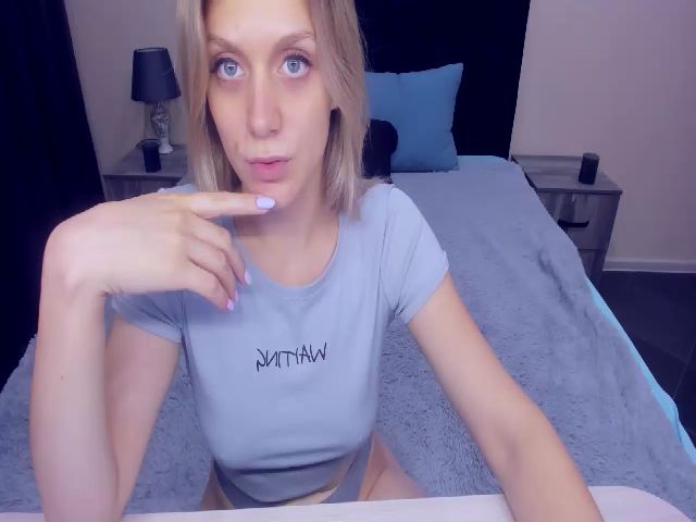 Live sex webcam photo for MeganKind #260507523