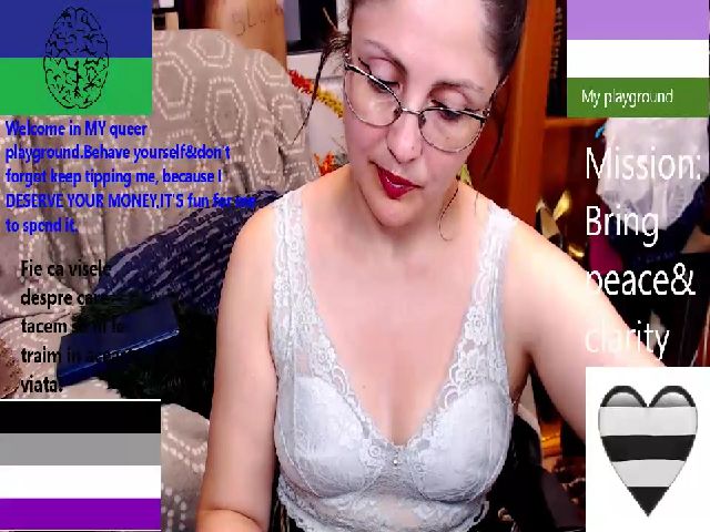 Live sex webcam photo for ImperatrizaS #254562655