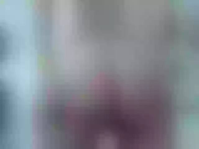 Live sex webcam photo for Greybunny #258671513