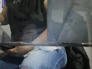 Live sex webcam photo for latinaamorosa #240559772