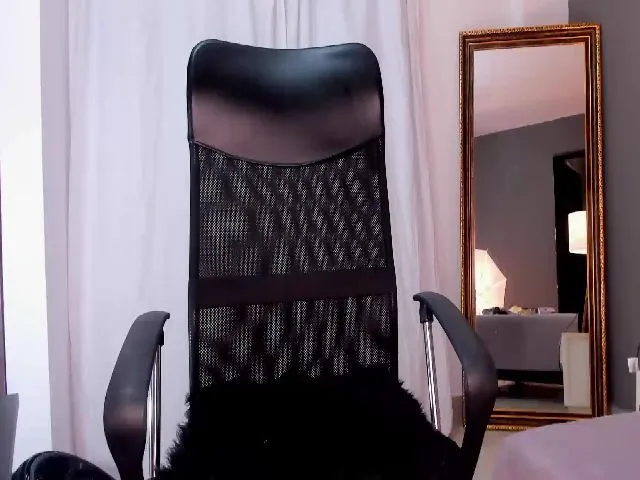 Live sex webcam photo for Berryhit #262773838