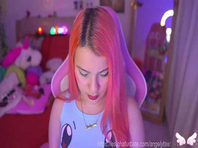 Live sex webcam photo for Angelytaxx #256554527