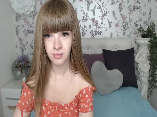 Live sex webcam photo for Ssexy_Kitty #253445698