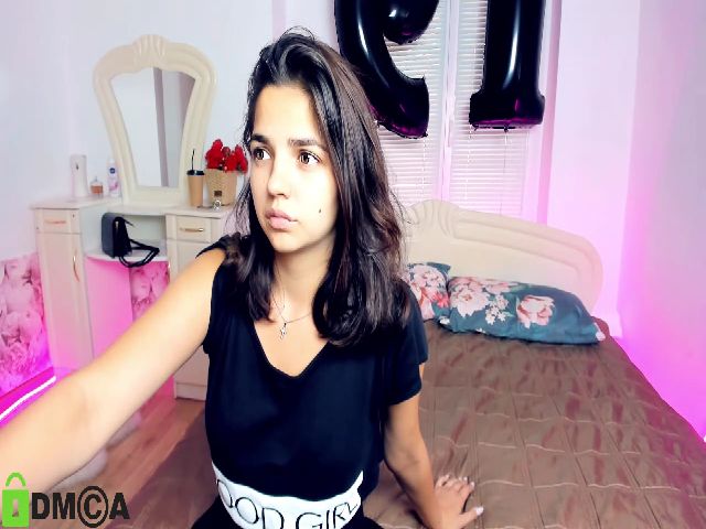 Live sex webcam photo for KortniLove #264221203