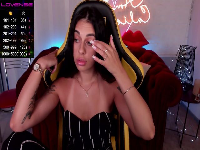 Live sex webcam photo for LittlleAngela #253023167