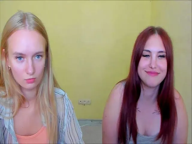 Live sex webcam photo for BeautiAmber #263058159