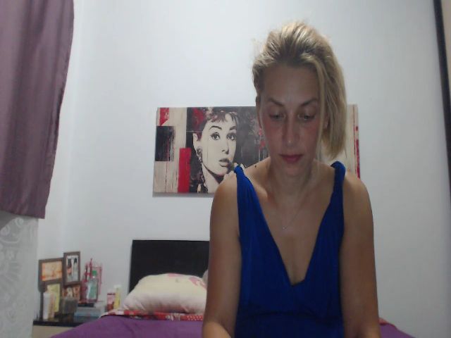 Live sex webcam photo for MonicaDiamond #265173738