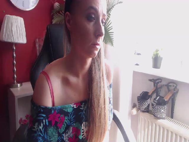 Live sex webcam photo for StarALENA #255930207