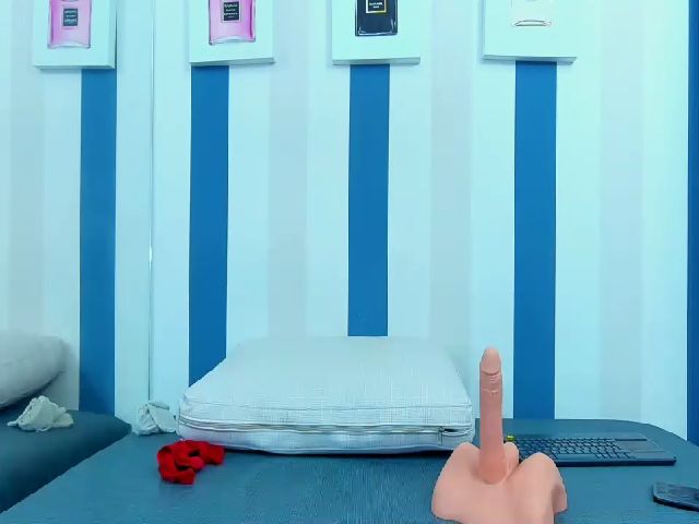 Live sex webcam photo for Tatiana_Lion #259769265