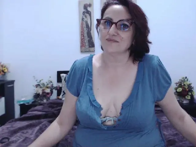 Live sex webcam photo for Elssye #263020249