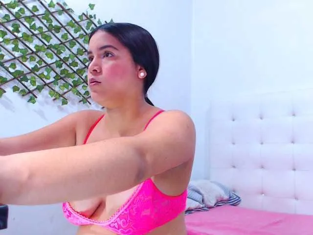 Live sex webcam photo for SexCoupleFire #247971708