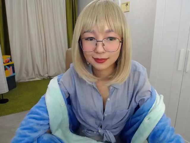 Live sex webcam photo for SoftHeartbeat #241062655
