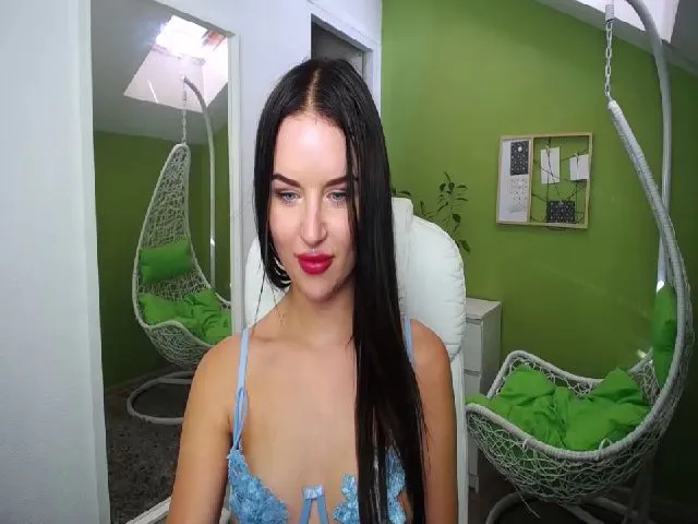Live sex webcam photo for JenniferMoris #253060041
