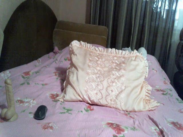 Live sex webcam photo for Zaraicy55 #253298016