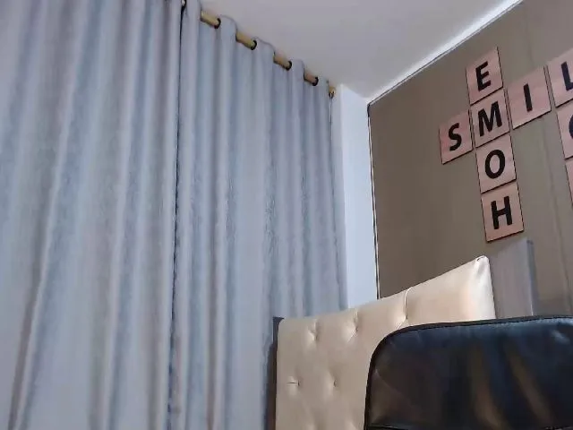 Live sex webcam photo for ScarletDsire #252647150