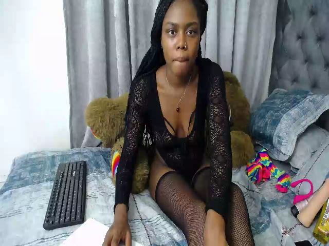 Live sex webcam photo for Mely_adebay #257839789
