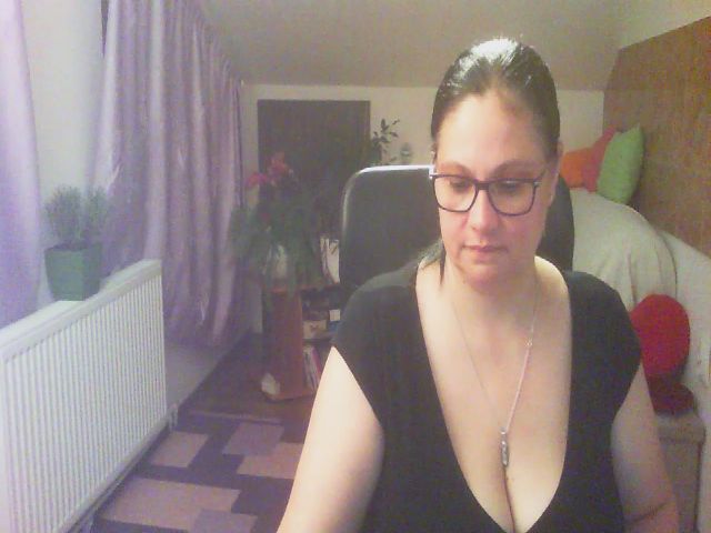 Live sex webcam photo for boosty4you #263860945