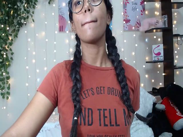 Live sex webcam photo for JOLIE_ABALO #264161906