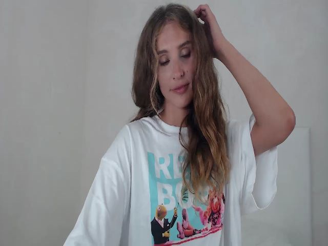 Live sex webcam photo for CherryChristy #259642056