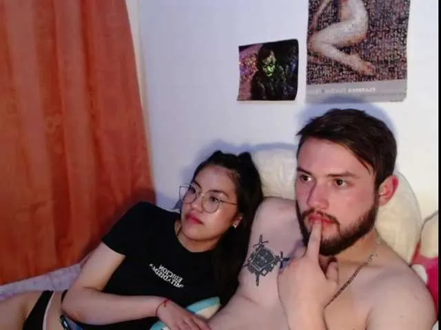 Live sex webcam photo for MariaSativa #242181225