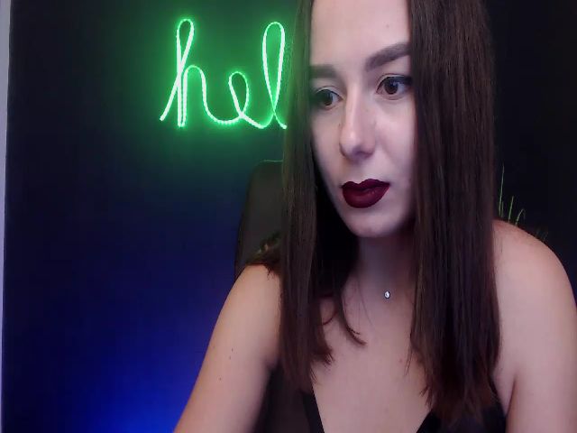 Live sex webcam photo for DinaD #265003941