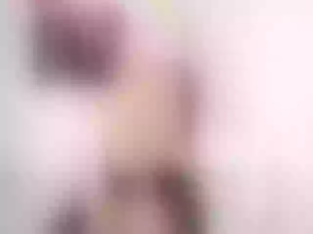 Live sex webcam photo for LouisaCreamy #260719495