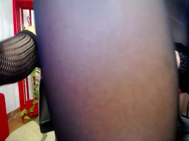 Live sex webcam photo for OlgaSaphire #252373113