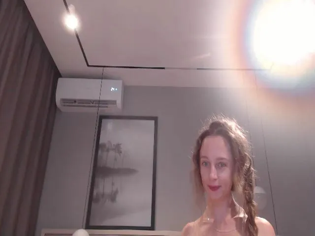 Live sex webcam photo for Innocent_Miss #252615829