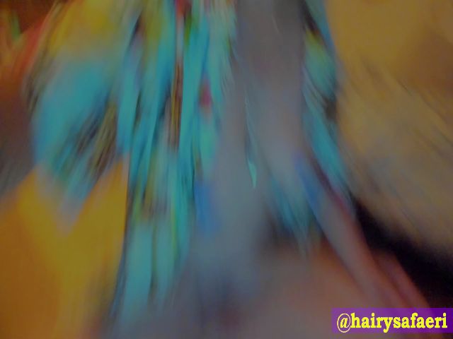 Live sex webcam photo for hairysafaeri #264619224